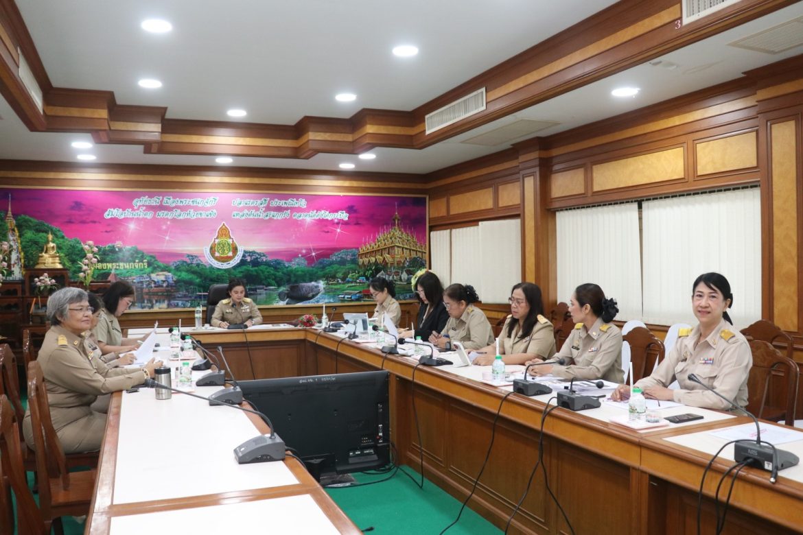 ประชุมคณะกรรมการพิจารณาจัดทำร่างการจัดบุคลากรทางการการศึกษาอื่นตามมาตรา 38 ค. (2) ลงกรอบใหม่