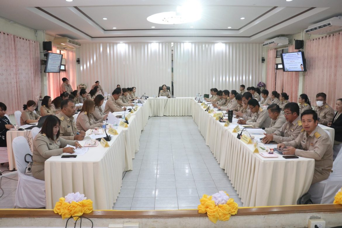 การประชุมขับเคลื่อนการดำเนินงานจัดทำแผนบริหารจัดการโรงเรียนขยายโอกาสทางการศึกษาระยะเวลา 5 ปี