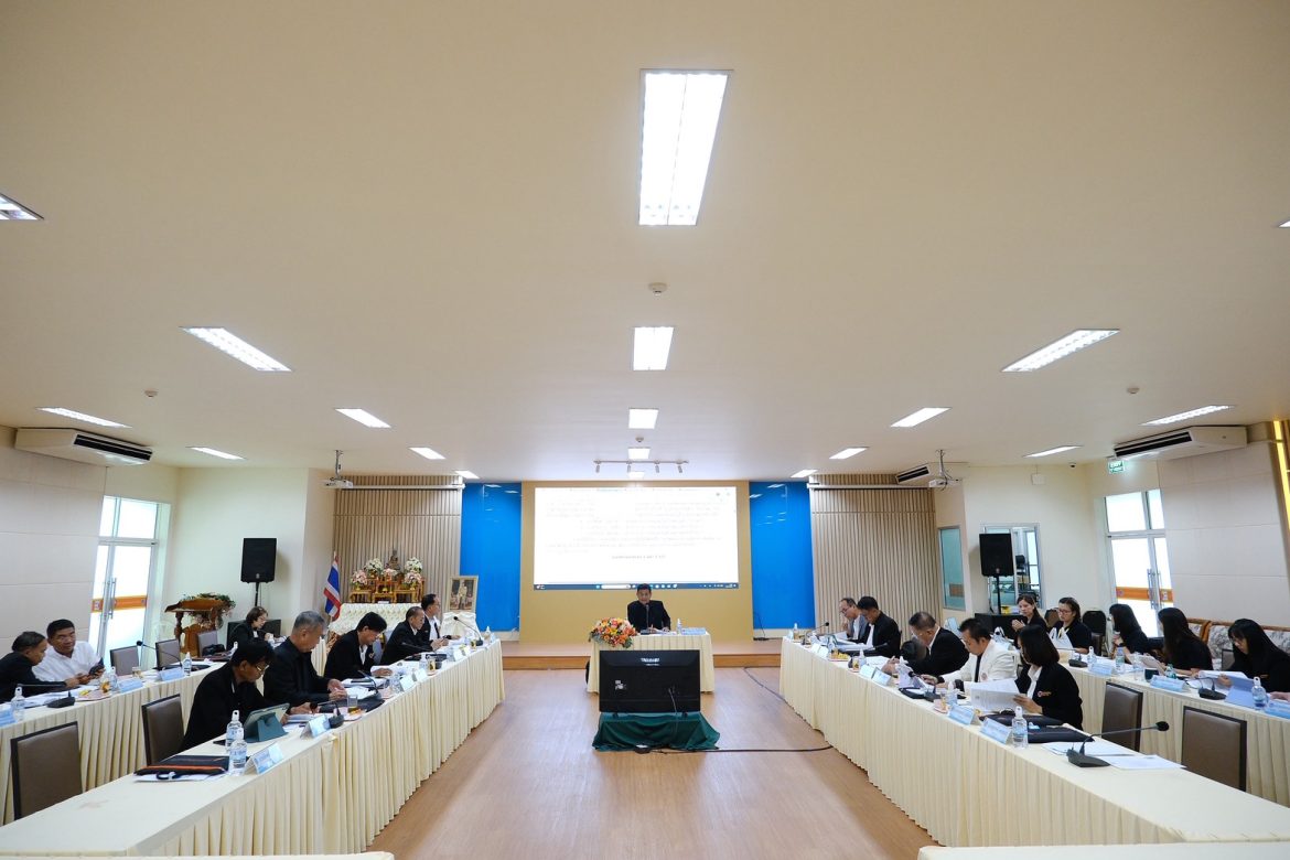 ประชุมคณะกรรมการดำเนินการสหกรณ์ออมทรัพย์ครูอุทัยธานี จำกัด