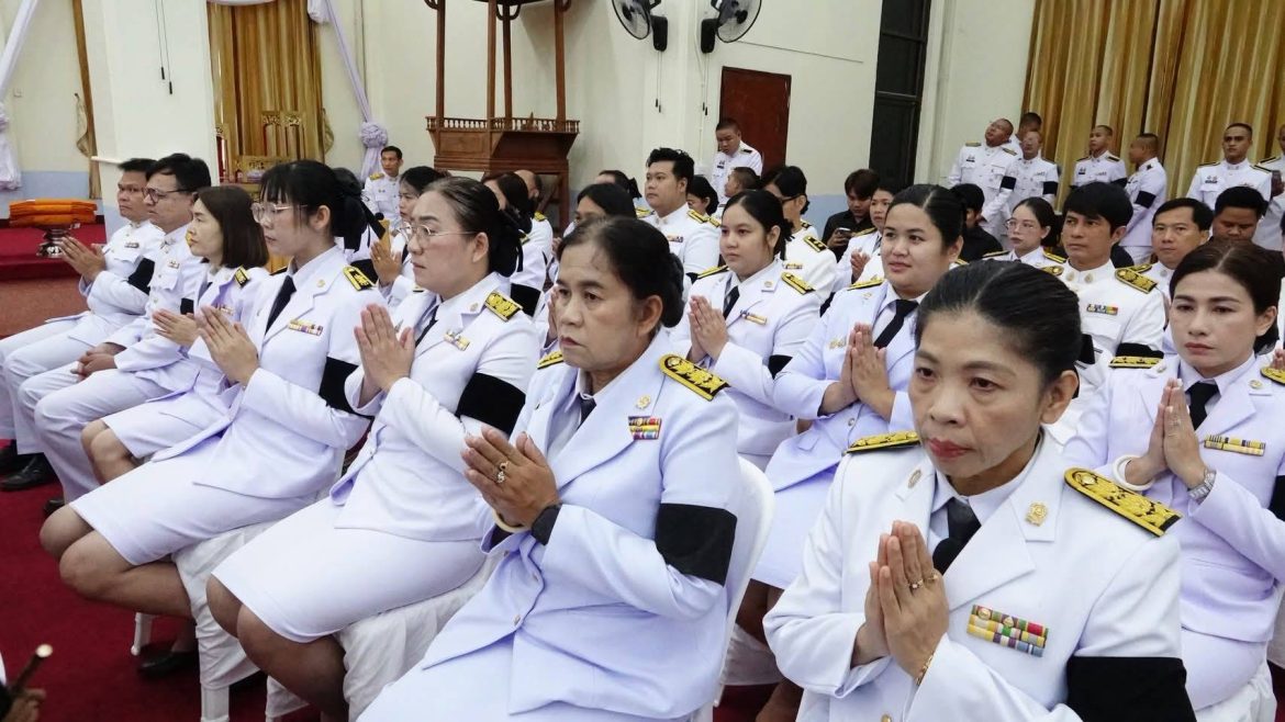 ร่วมพิธีบำเพ็ญกุศลสัตตมวาร 7 วัน เพื่ออุทิศถวายแด่สมเด็จพระเจ้าลูกเธอ เจ้าฟ้าพัชรกิติยาภา นเรนทิราเทพยวดี กรมหลวงราชสาริณีสิริพัชร มหาวัชรราชธิดา