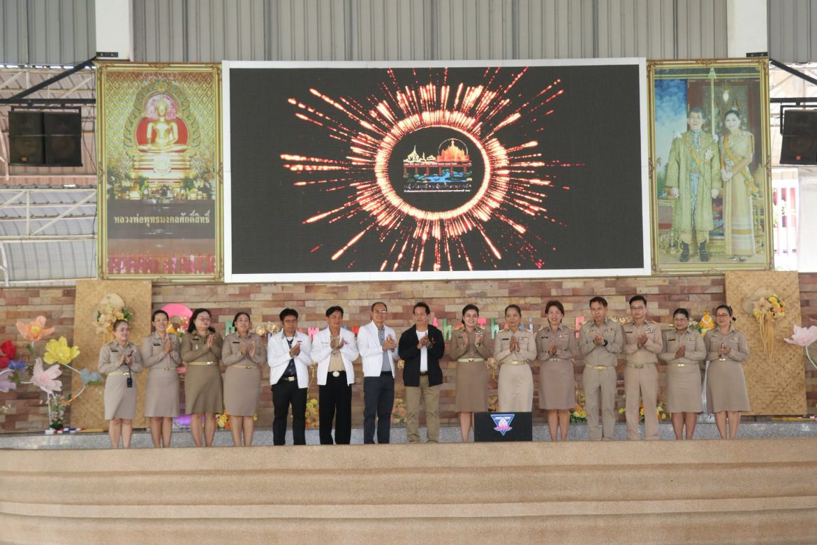 เปิดการแข่งขันศิลปหัตถกรรมนักเรียนกลุ่มโรงเรียนลุ่มน้ำสะแกกรัง